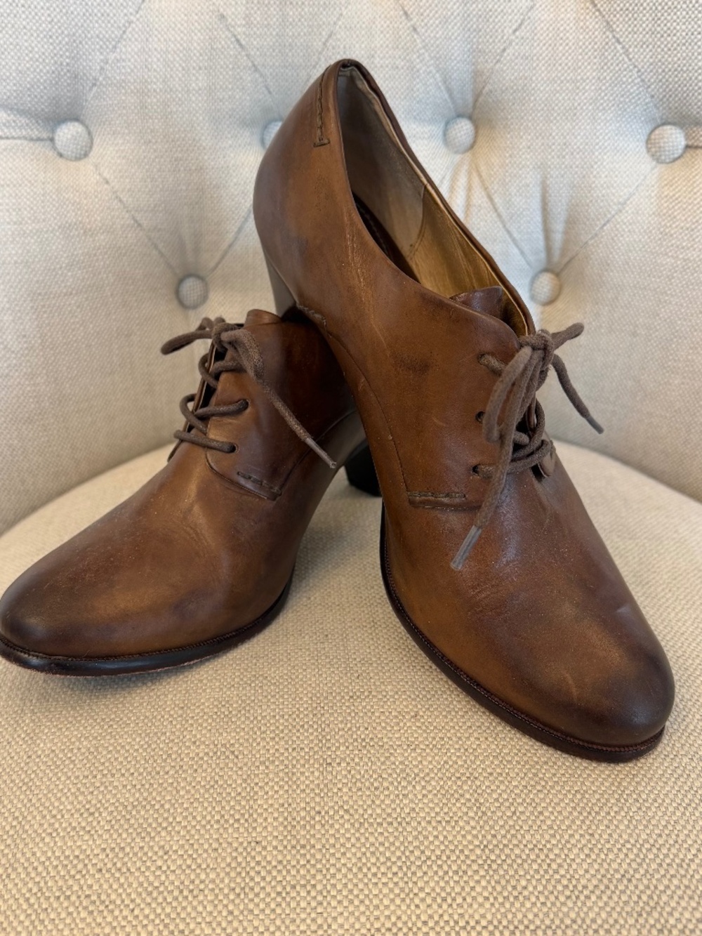 FRYE Phoebe Lace Up Stacked Heel Oxford in Brown Cognac Leather Women’s Size 9
